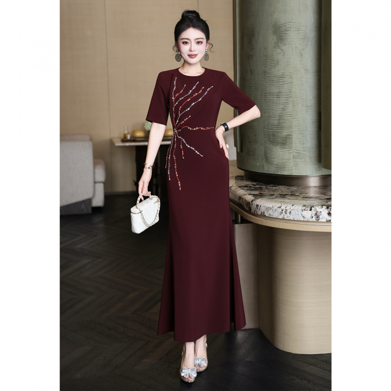 2026 Spring/Summer New Style Wedding Banquet Hostess Formal Occasion Beautiful Dress Elegant Rhinestone Dress