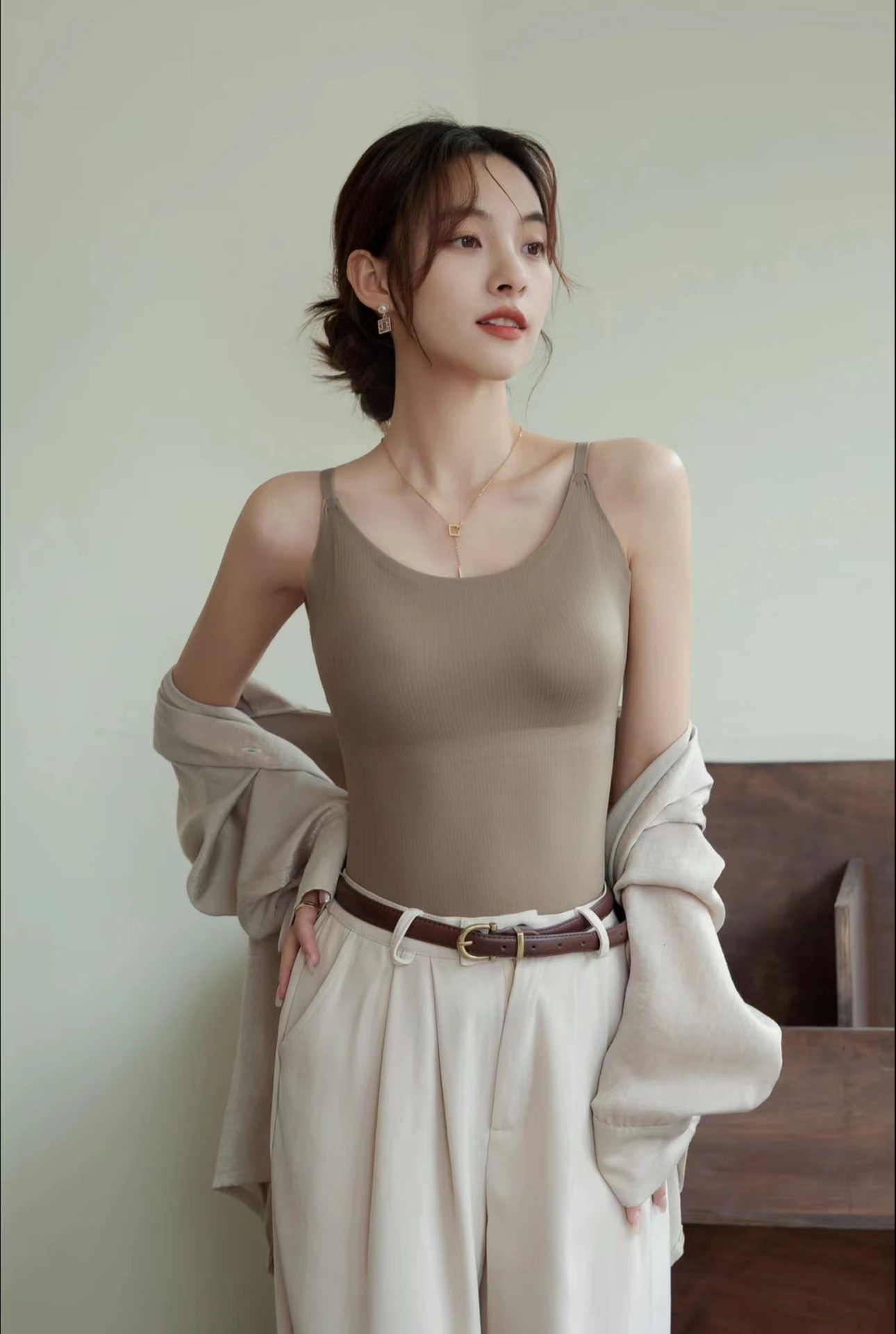 Sujetador de chaleco con espalda hermosa con tirantes sin costuras, ropa interior larga con interior, almohadilla para el pecho, top de fondo de todo fósforo para mujer