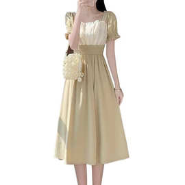 2026夏季新款裙子女法式设计感小众温柔风长款气质收腰显瘦连衣裙