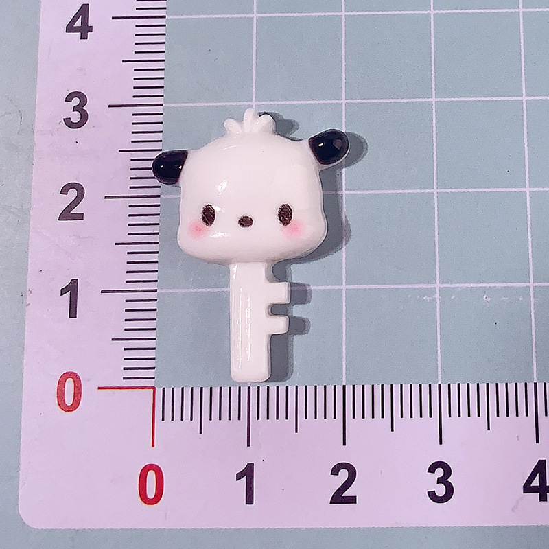 Nuevos dibujos animados Sanrio llaves DIY accesorios de resina lindos clips para el cabello accesorios para el cabello material de colgante de caso de teléfono móvil