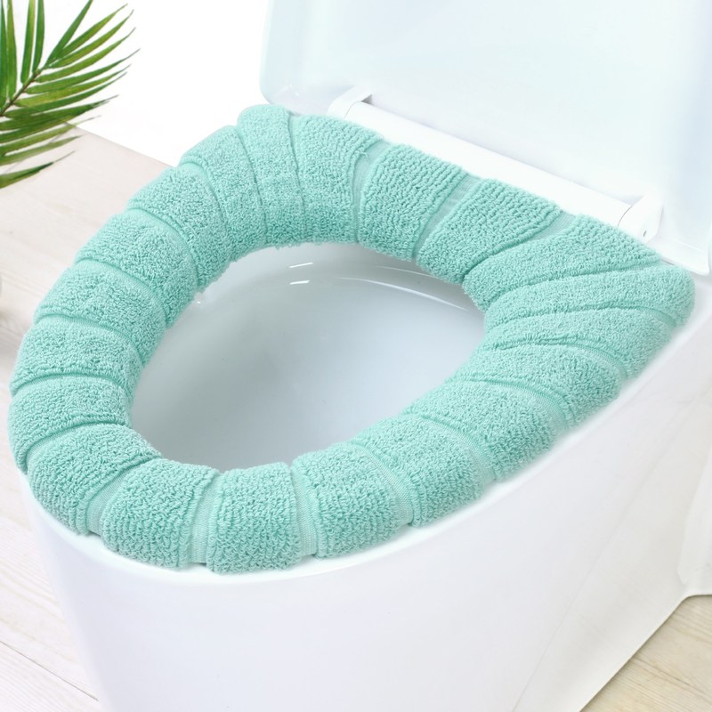 トイレマットを厚くして、トイレ用のトイレカバーをセットして、o型の北欧色のトイレマットを清潔にします。|undefined