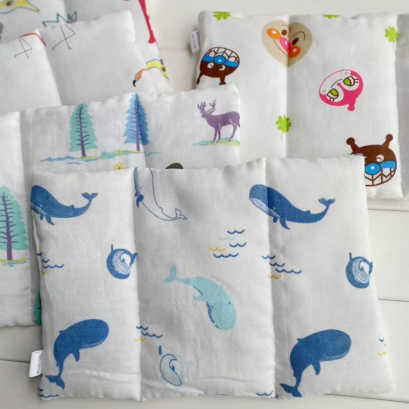 Gauze summer pillow