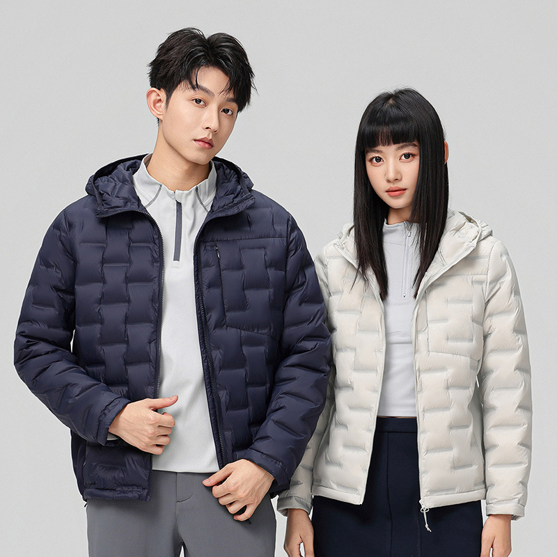 Chaqueta encapuchada para hombres y mujeres en otoño y invierno 2025 nueva chaqueta de plumón de pareja de moda universal chaqueta cálida para hombres