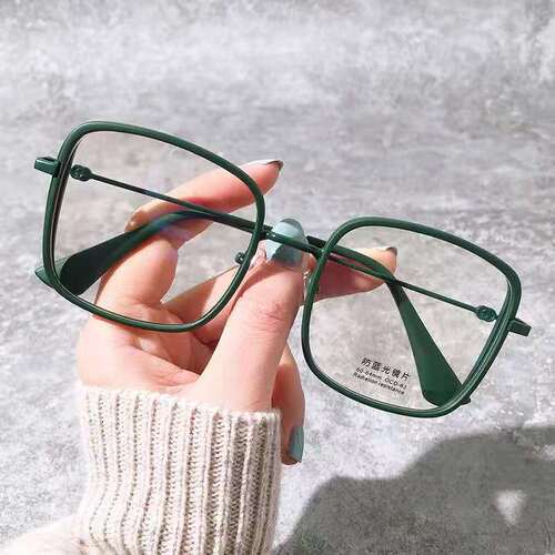 Anti-blue light glasses for myopia, ready-made women's large-frame plain plain glasses, internet celebrity metal black-frame glasses