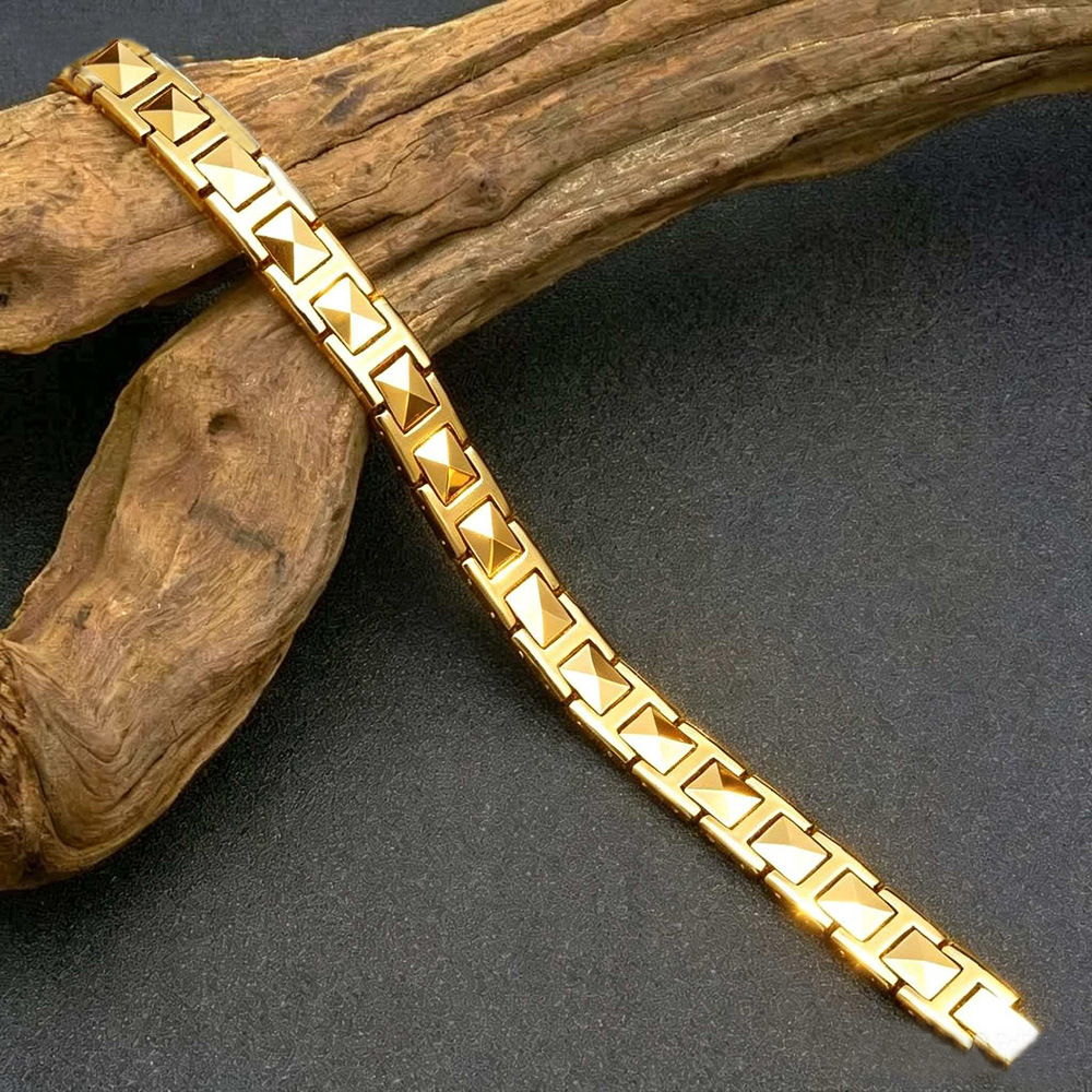 Pulseras para hombre europeas y americanas, nuevos modelos en stock, venta al por mayor, pulsera magnética de cerámica grabada en oro de 12 mm de precisión. image 5
