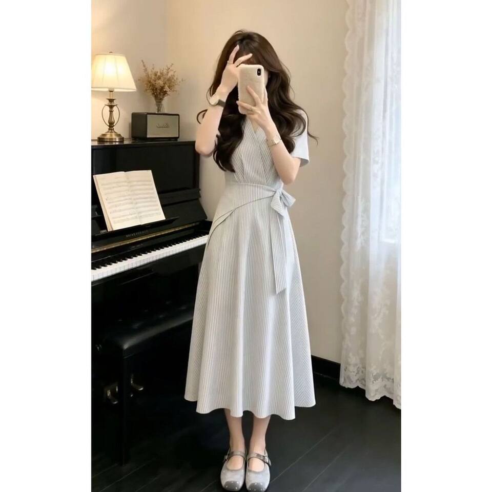 Đầm sơ mi kẻ sọc cổ chữ V tay ngắn chiết eo tôn dáng — Váy sọc (chất lượng cao) chi tiết 12