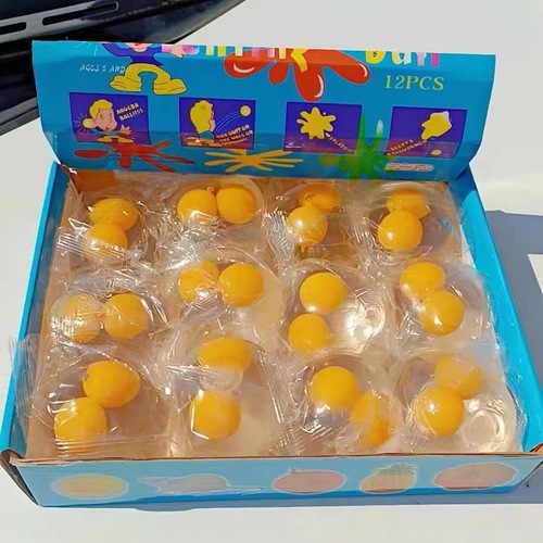 Venting simulation eggs, squeeze for fun, creative prank, best-selling stress relief, unbreakable, double yolk squeezing