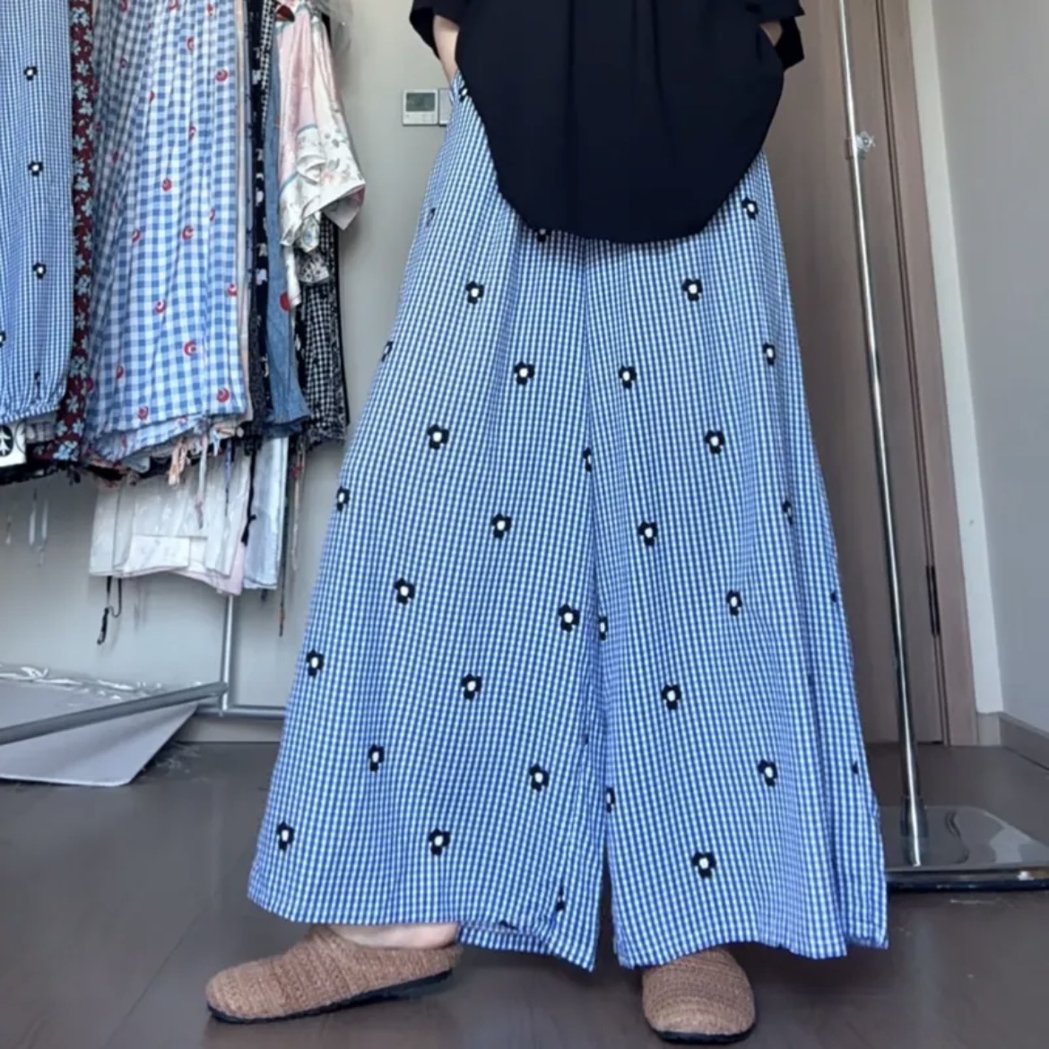 격자 무늬 꽃