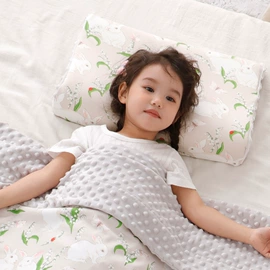 围嘴围兜;婴童毛浴巾;方巾、中巾