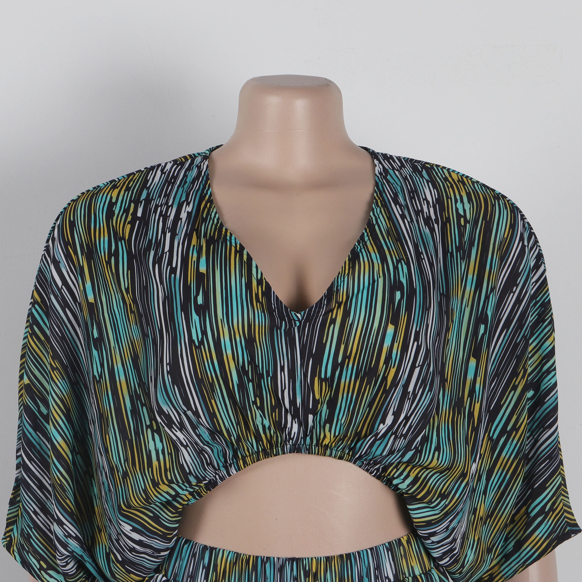 Women Popular Printed Contrast Color V-neck Wide Leg Two Piece Set