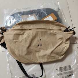 9L  昂 运动斜挎包新款胸包可手提 运动健身户外轻量小众跨境代发