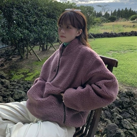 时尚休闲套装;女式T恤;毛衣