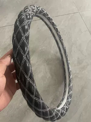 Other Automotive Exterior Supplies: Handle Cover Net Red Non-slip - black-bubble-with-white-line-40