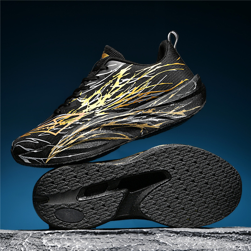 Quanzhou Men's Sports Shoes 2026 Autumn New Style Hand-Painted Graffiti Cross-Lace Breathable Mesh Casual Running Shoes Quanzhou Men's Sports Shoes 2026 Autumn New Style Hand-Painted Graffiti Cross-Lace Breathable Mesh Casual Running Shoes