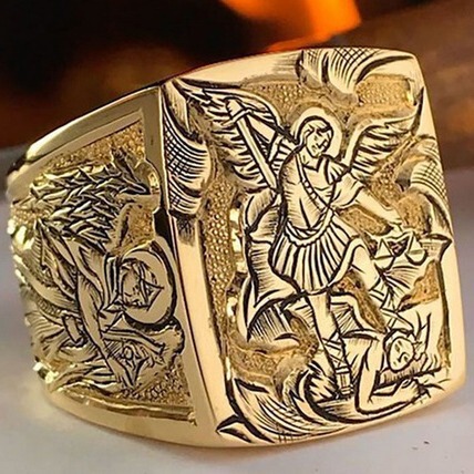 Hecheng Cross-border New Jewelry Golden European and American Style Ancient Greek Mythology and Legend Memorial Ring New Ring