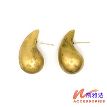 �F؛���R�dˮ�ζ��h��̖�������ĺ��s�r��Ůʿ�����E�A�~�߶��