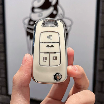 Car key bag — High-end Women's Case Buckle - chevrolet-c-old-model-single-shell-white