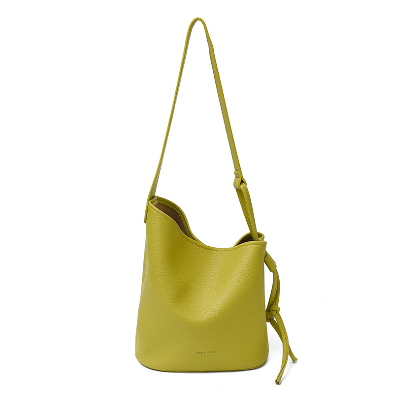 Bolso de cubo de textura transfronteriza 2025 verano nuevo bolso femenino estilo ins bolso de hombro simple