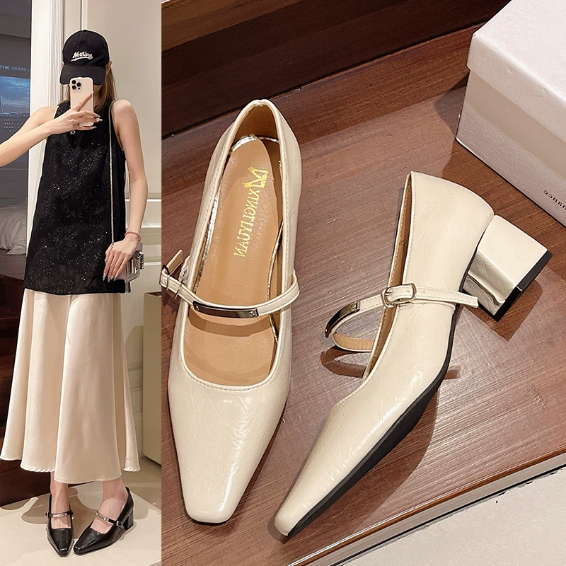 Французские туфли Мэри Джейн с квадратным носком для женщин на толстом каблуке, новинка 2025 года, мягкая кожа на среднем каблуке в стиле ретро, ​​женская обувь большого размера с неглубоким горлышком