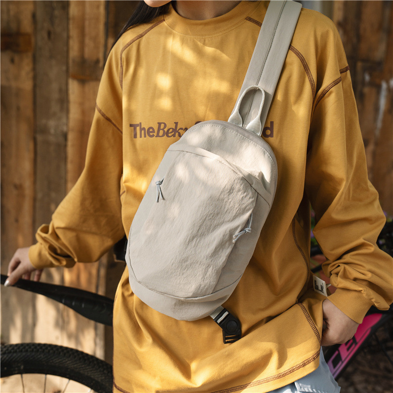Casual Portable Shoulder Bag, Crossbody Bag, 2026 New Style Chest Bag, Ultra-Light Portable Small Tote Bag for Men and Women, Sports Trendy Bag