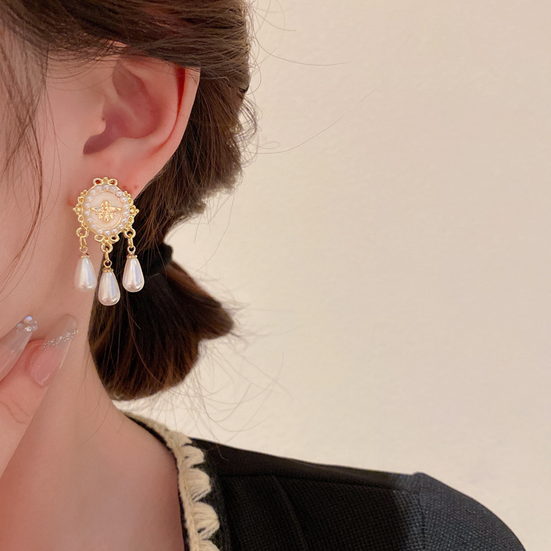18g Weight 1 Pair Elegant Round Heart Shape Flower Inlay Imitation Pearl Copper Rhinestones Earrings