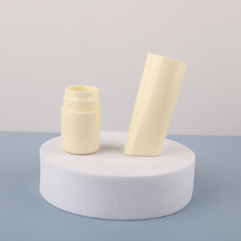 三角盖斜口紫草药膏米色3.5g驱蚊膏润唇膏口红管修容颈霜分装口红