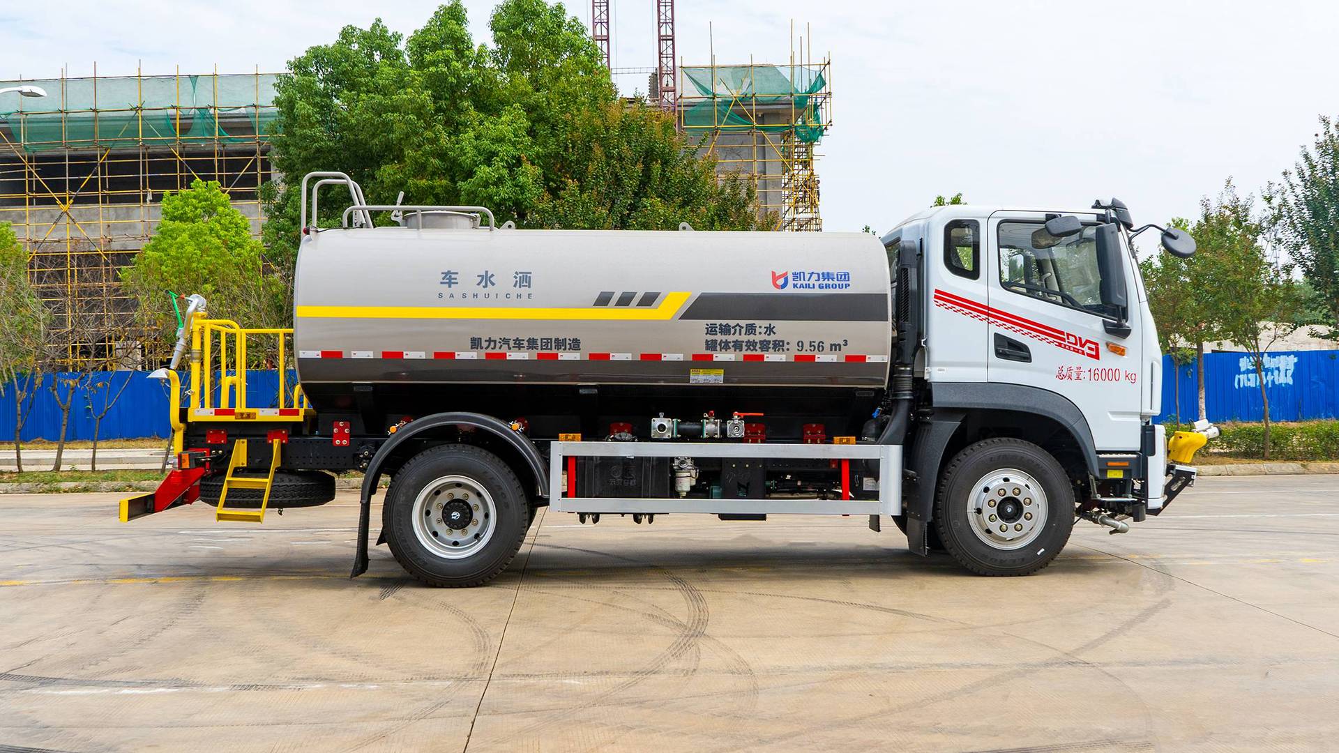 Sprinkler Truck Source Manufacturer 10 Square 15 Square 20 Square Sprinkler Truck Without Procedures Municipal Sanitation Landscaping Spray Truck