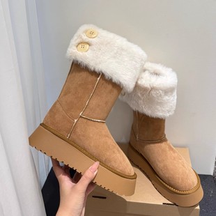 ǧ���ͬ���׸�Ͳѩ��ѥŮƤëһ�w�^ϥ�ӽq�LͲ����ɣ�´���Ь