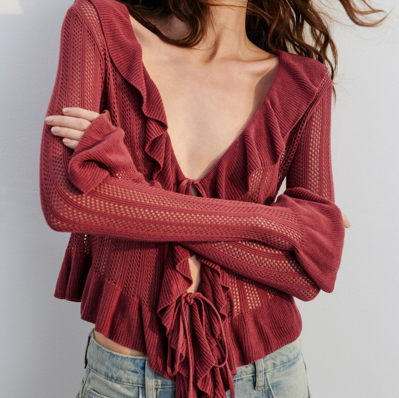 2025 Sun-proof Knitted Women's Summer Hollow-out Fairy Gentle Trumpet Long-sleeved Knitted Women's Top