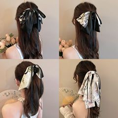 新しい中国式の蝶結びのリボンは女性の後頭部の大きいサイズの皿を挟んでサメの挟みの髪を挟みます。