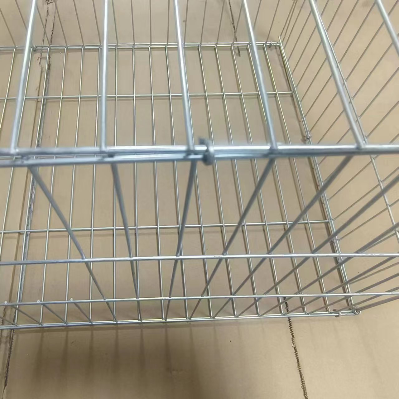 Jaula para Mascotas de Doble Puerta de Hierro para Interior