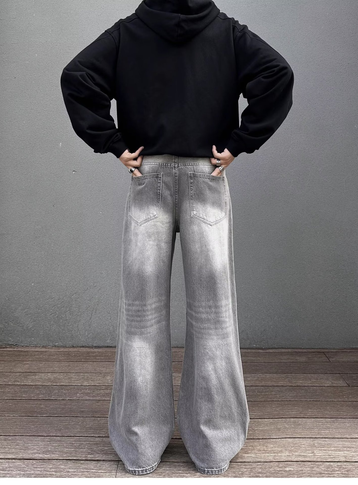 Men's Charcoal Gray Flared Jeans American Style Washed Vibe Straight Leg Loose Fit Casual Pants Mid Waist Slight Stretch_mkmklike.com