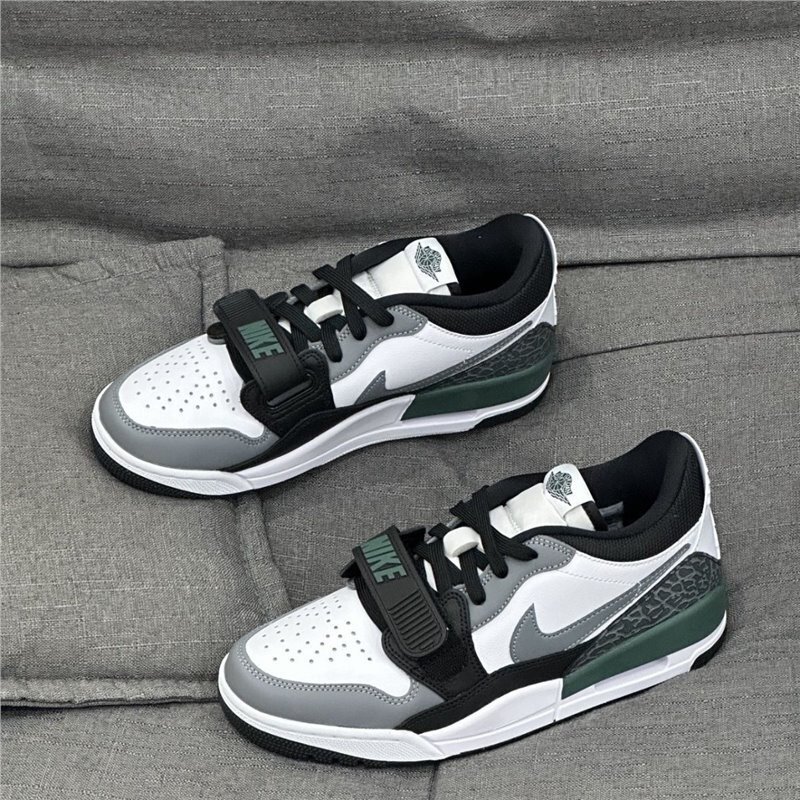 Putian shoes AJ312low dark gray green low-top couple's fashion trendy internet celebrity niche sports basketball shoes Putian shoes AJ312low dark gray green low-top couple's fashion trendy internet celebrity niche sports basketball shoes