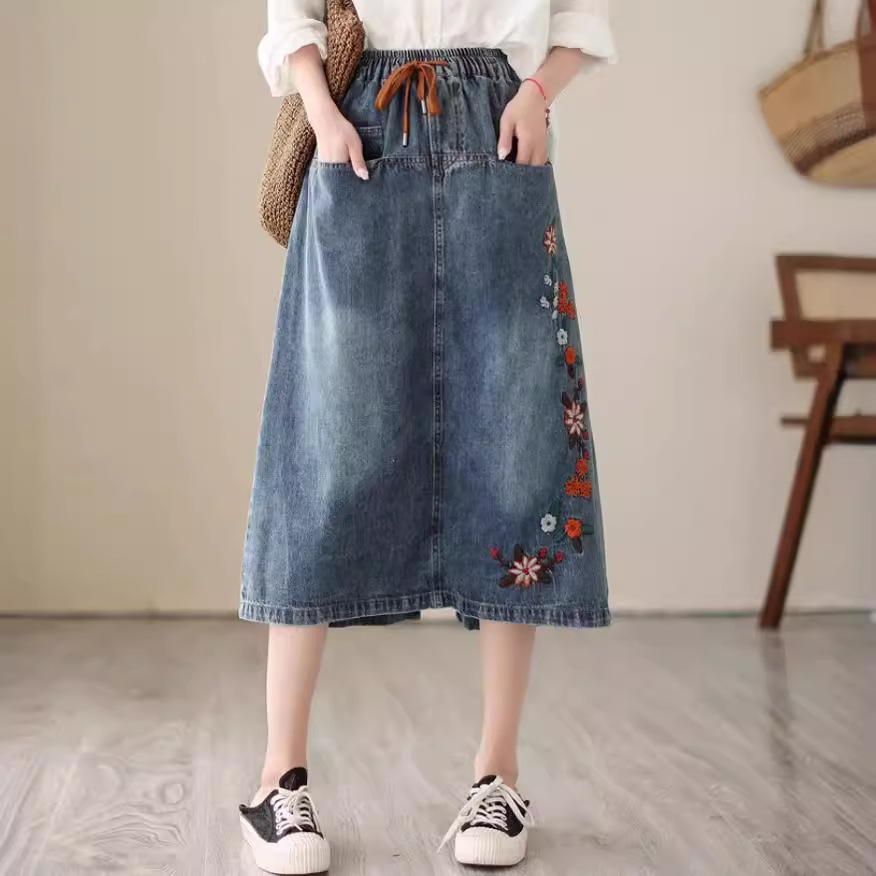 复古民族风刺绣牛仔半身裙女春夏胖MM宽松大码高腰显瘦A字裙伞裙
