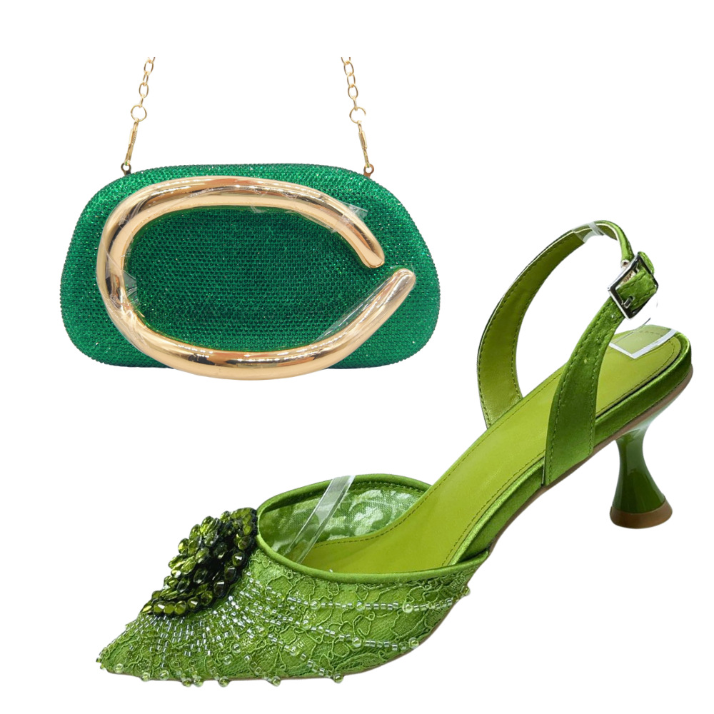 Zapatos estilo italiano para la cena sandalias de tacones finas de verano mujer diamante de punta zapatos de novia