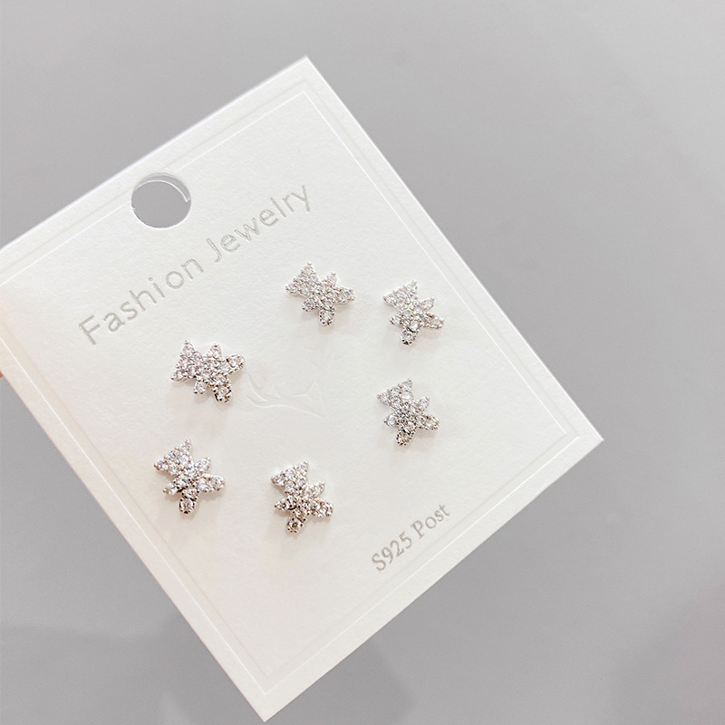 Cute Bear Copper Inlay Zircon Ear Studs 3 Pairs display picture 7