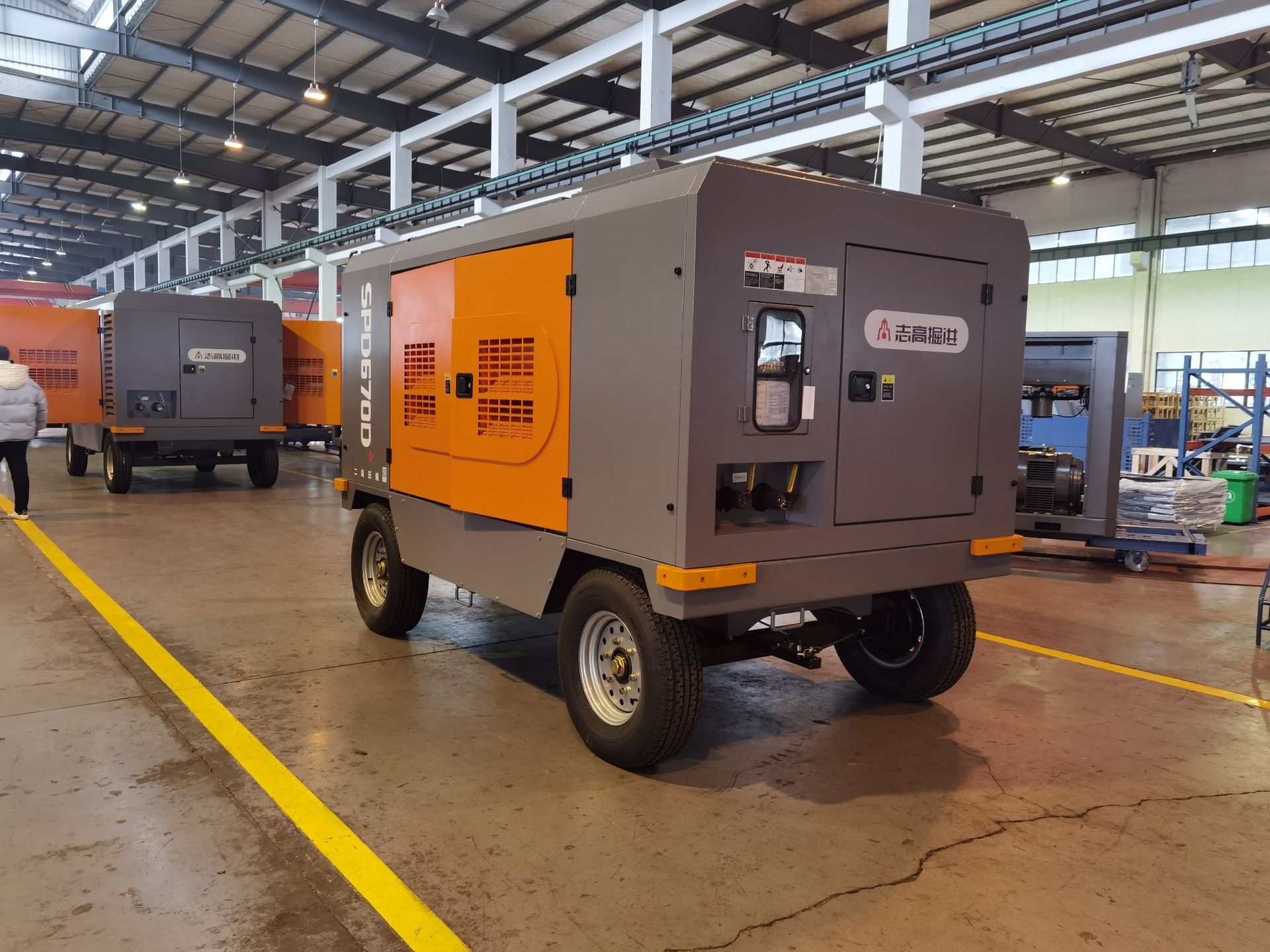 Zhigo SPD four-wheel trailer diesel mobile screw air compressor 17‑30 cubic meters diesel air compressor