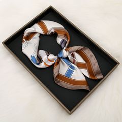 Eurasian early spring new fashion leather belt chain print scarf 70cm square scarf, office versatile decoration tie