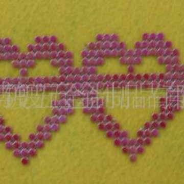 供应铝网片字母/幻彩色/磨砂片铝平片箱包面料装饰钻网