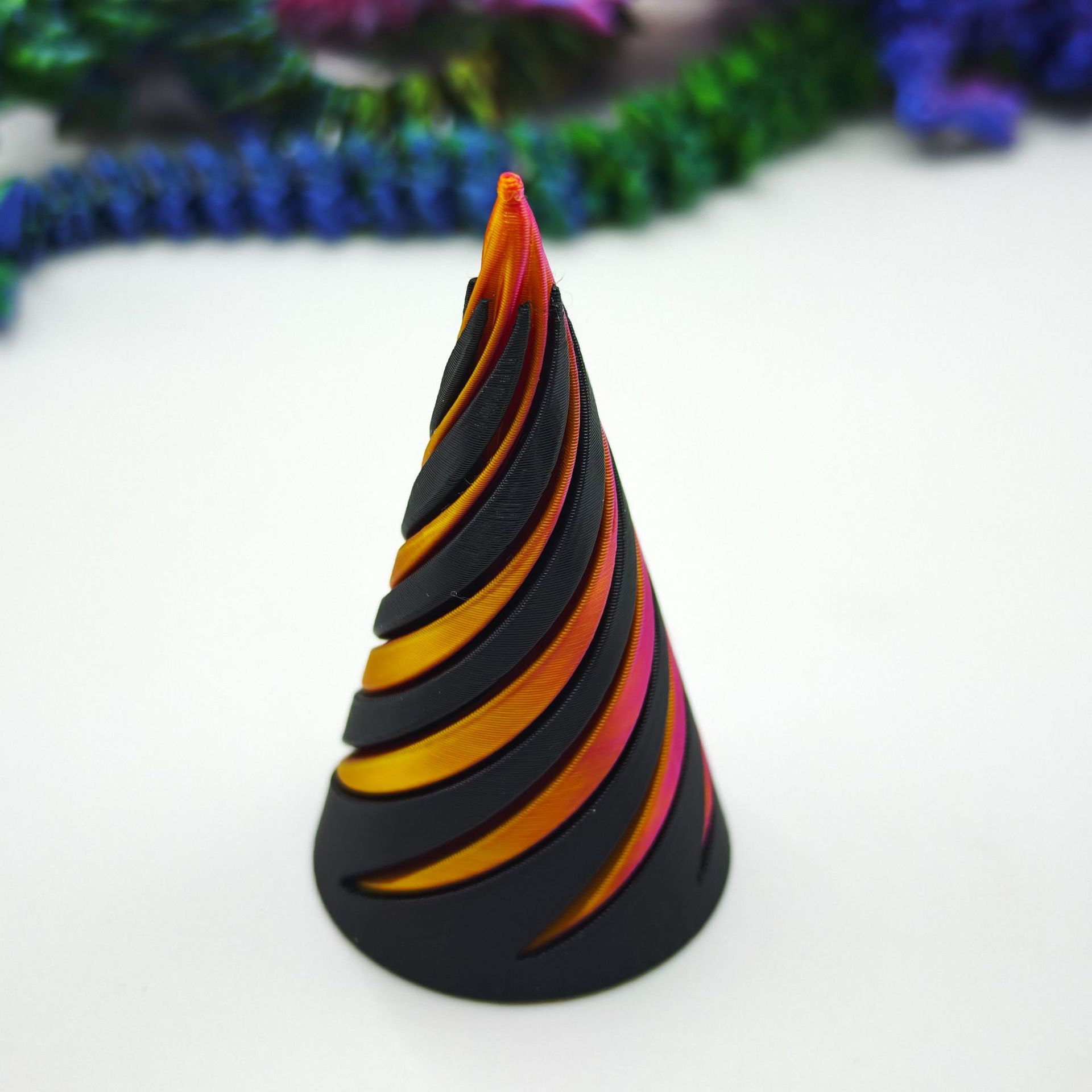 6.5cm 콘 레드와 블랙