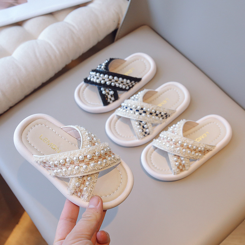 Carefully Selected 2026 New Korean-Style Children's Slippers, Tiger Captain Girls' Princess Shoes, Breathable Casual Shoes for Students, Wholesale