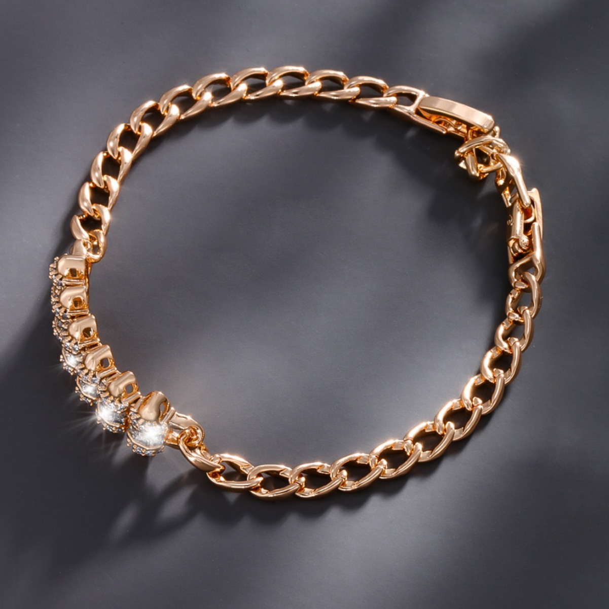 Brazalete de zircon de moda transfronteriza europea y americana chapado en cobre hip hop 18K color ligero reloj de lujo joyas al por mayor