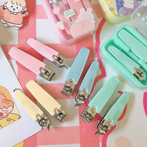Cartoon Nail Clipper PP Box 2 Piece Set Silicone Nail Clippers Manicure Tools Stainless Steel Nail Clippers Wholesale