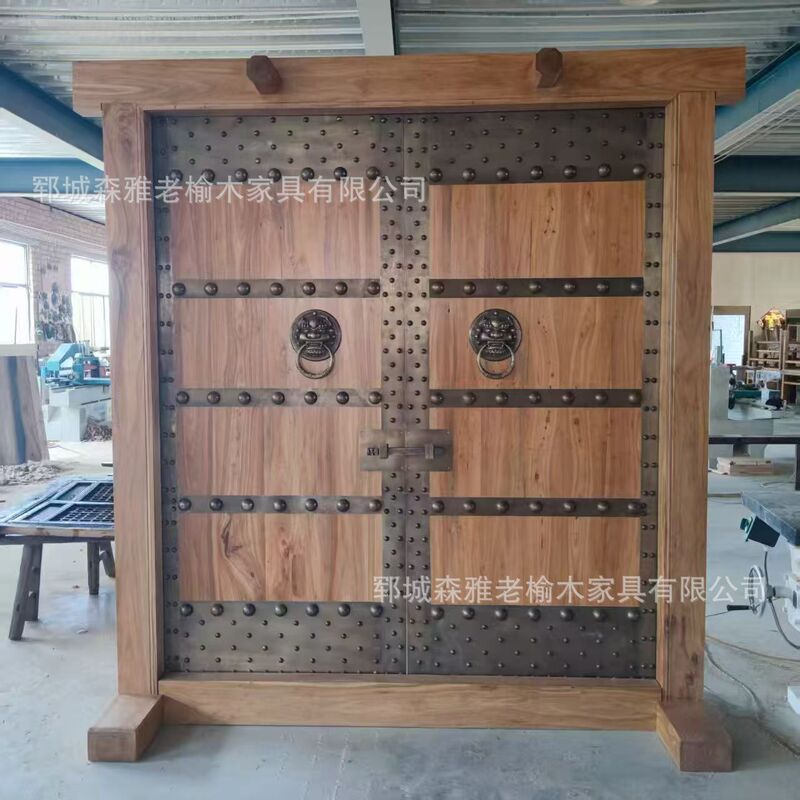 Courtyard Double-Door Rural Gate Entrance Door Old Elm Furniture Courtyard Villa Gate Ancient House Retro Gate Courtyard Double-Door Rural Gate Entrance Door Old Elm Furniture Courtyard Villa Gate Ancient House Retro Gate