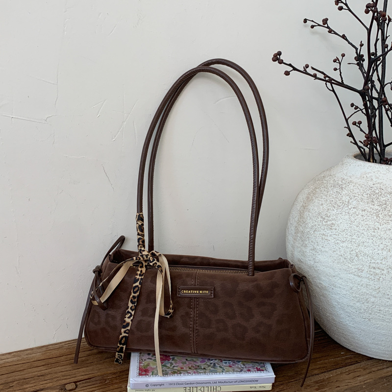 Retro Niche Leopard Print Handbag For Women 2026 New Fashion Shoulder Underarm Bag Luxury Baguette Handle Bag For Commuting - Thumbnail 7