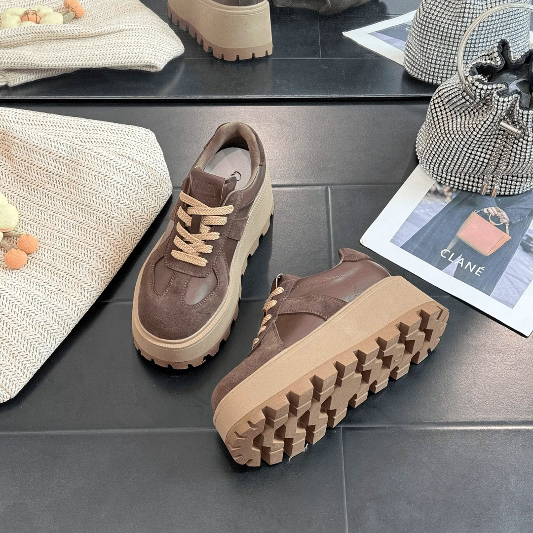 [Tormenta de polvo] Sonido explosivo amor alto 7C2024 principios de otoño nuevos zapatos de mujer de temperamento de moda casual