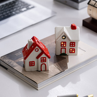 �羳��Ů������С�����մɠT̨�}�Q���b�ˇƷ����[���zӰ����