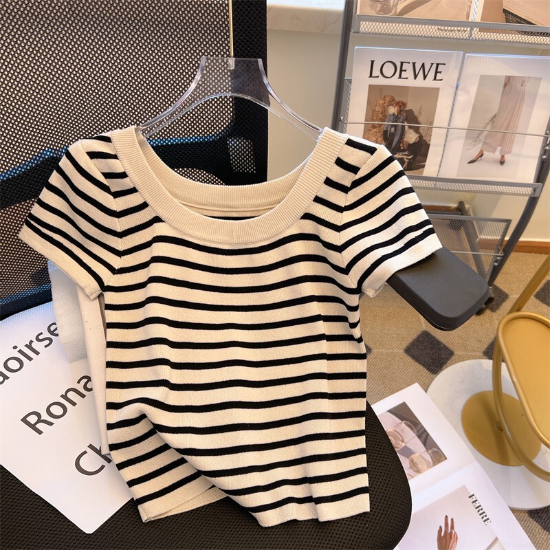 Summer striped short-sleeved T-shirt ladies 2025 new small explosion high-end jacket ice silk knitting