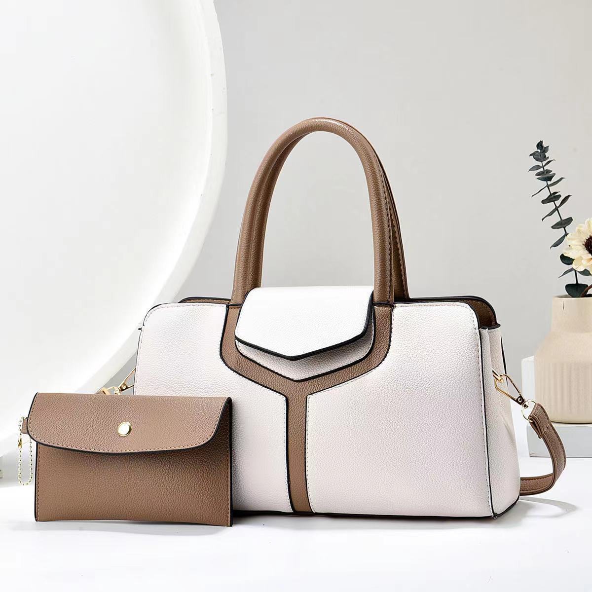 Bolsas de moda de mujeres de comercio exterior bolsas de mujeres 2025 nuevas bolsas de mano coreanas de textura de hombro único
