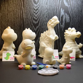 陶瓷彩绘沙画;动植物仿真;储蓄罐